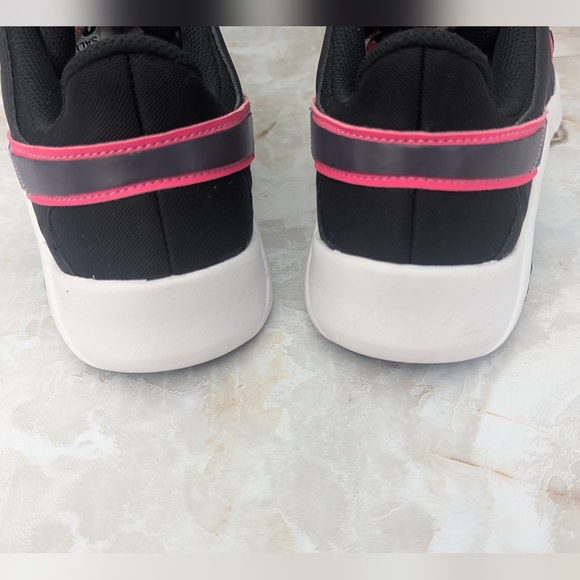 Nike Women's Legend Essential 2 Trainers Shoes Size 8 - Picture 6 of 16